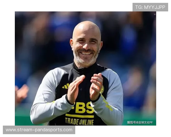 足球球星女婿身份揭秘 他如何在绿茵场外赢得尊重与关注